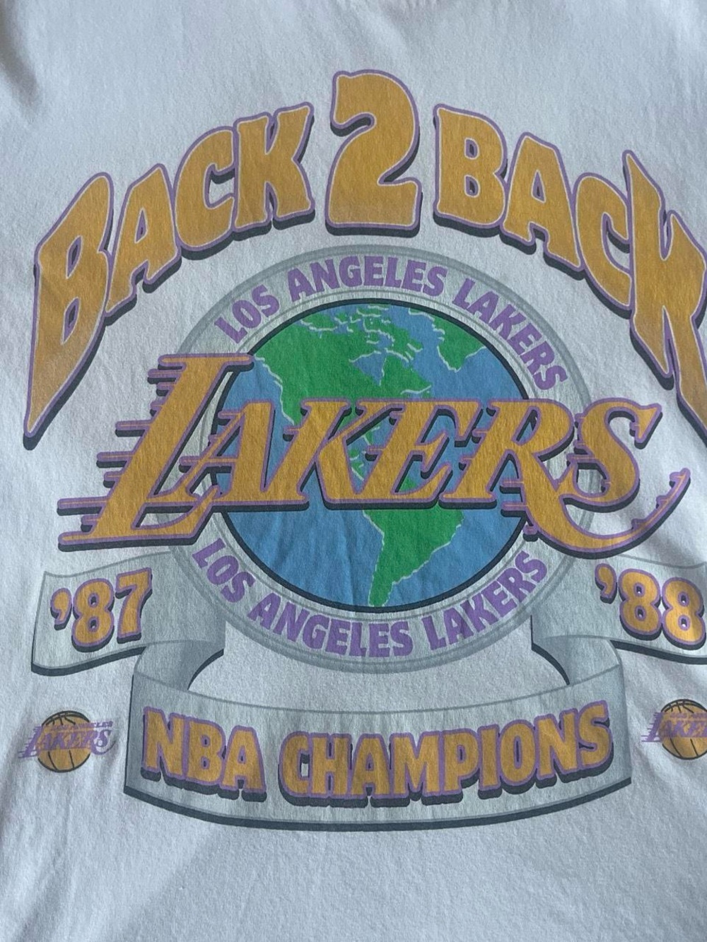 Mitchell & Ness LA Lakers Back 2 Back NBA Champions T-Shirt White Size L